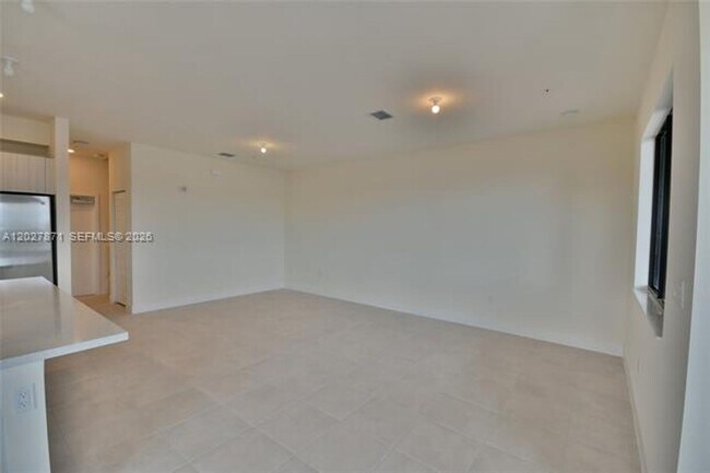 Photo - 4700 NW 84th Ave Unit 4700 NW 84th Ave # 18, Doral, FL 33166