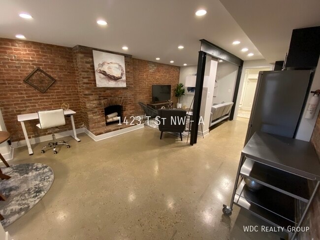 Photo - 1423 T St NW Unidad A