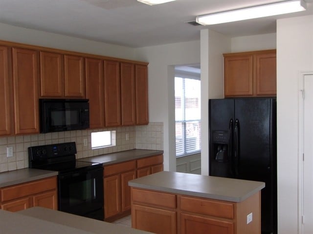Photo - 2112 Lake Fork Ln