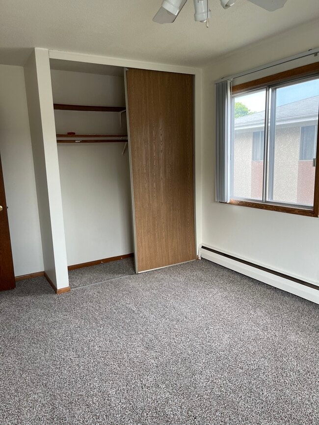 BR 2 Closet - Parkside Apartments