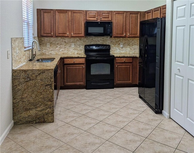 Photo - 10785 Paperbark Pl