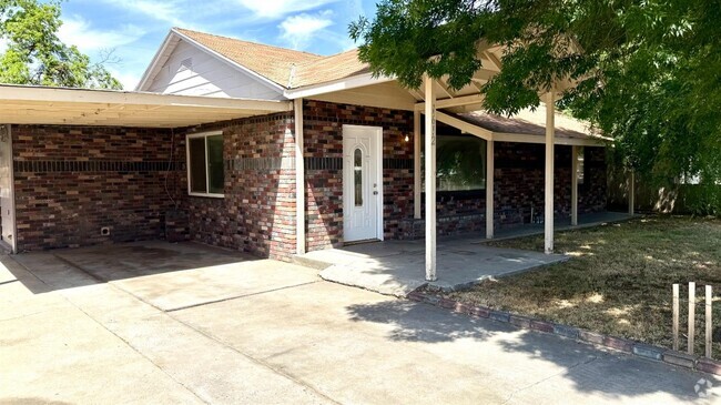 Building Photo - 1612 N Normandie St Rental
