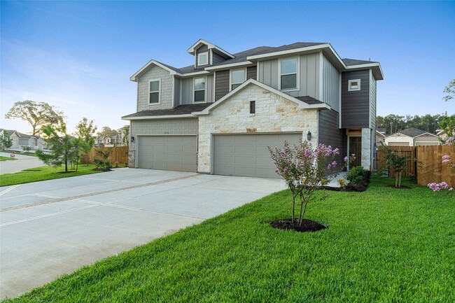 Photo - 217 Oakcrest Rd