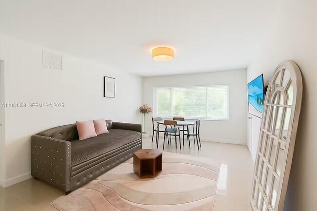 Photo - 1029 94th St Unit 7