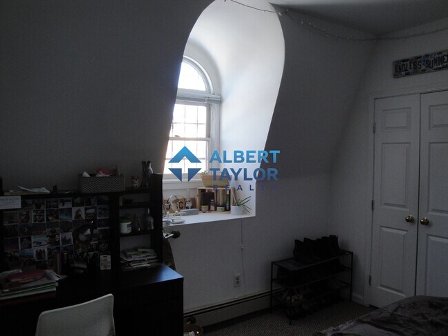 Photo - 176 Northampton St