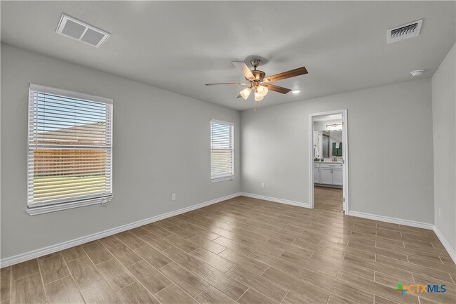 Photo - 5202 White Rose Dr