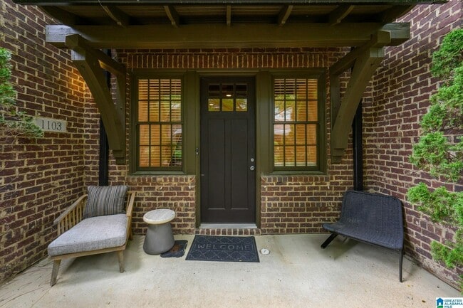 1103 Barristers Ct