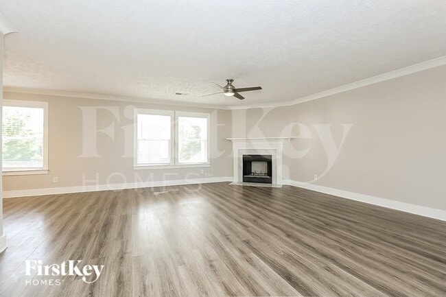 Photo - 6001 Burnett Cir