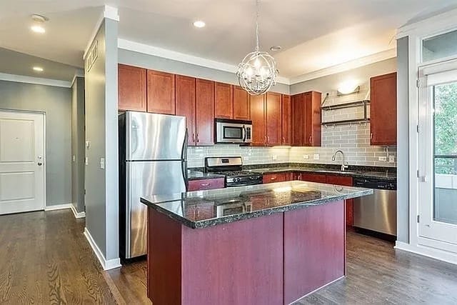 Photo - 2065 N Kedzie Ave Unidad 104