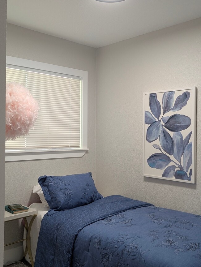 Photo - 2309 Wyandotte Ave