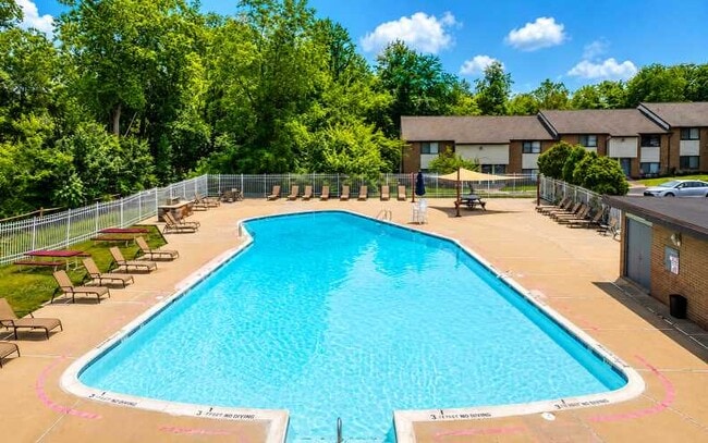 The Glen at Bucks Apartments and Townhomes