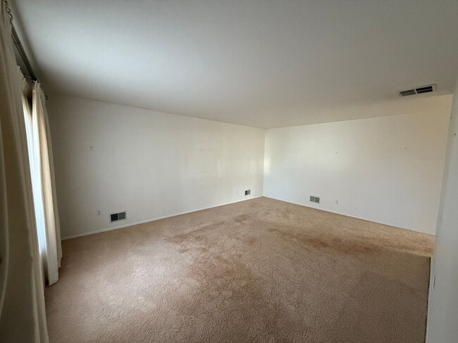 Photo - Morris Heights Home