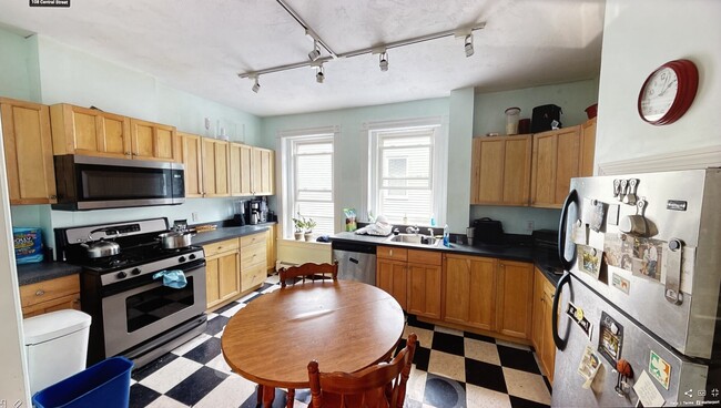 Photo - 108 Central St Apartments Unit 3R