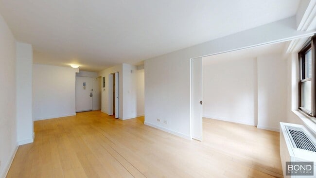 Building Photo - 222 E 39th St Unit 16F Rental