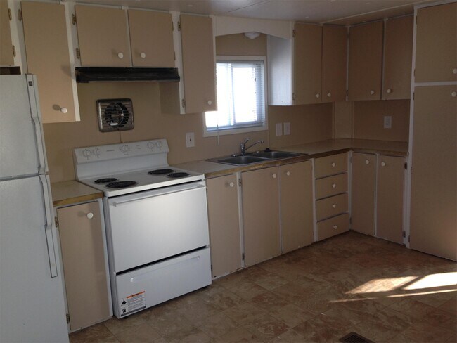 Photo - 1900 S 1100 W