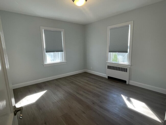58 Hastings Ave
