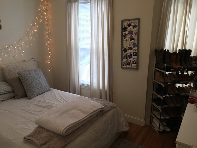 Photo - 11 Leverett St Unit 3