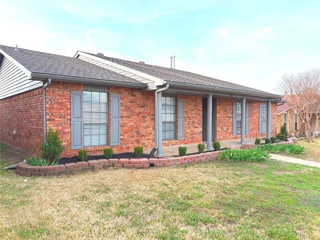 Photo - 4816 Roberts Dr