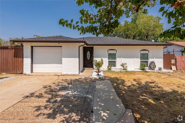 Building Photo - 1802 Austin Ave Rental