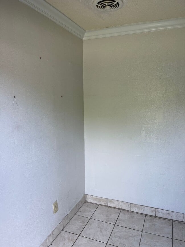 Photo - 407 W Moore St Unit #5