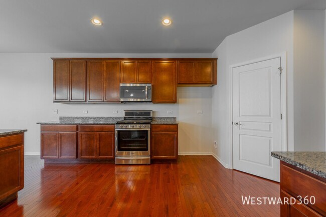 Photo - 3439 Birch Ln