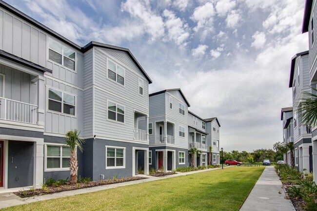 Photo - 3439 Norman Lewis Aly