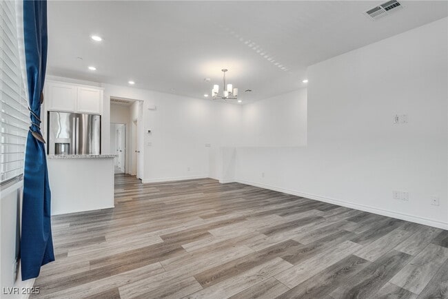 Building Photo - 20 Barbara Ln Unit 13