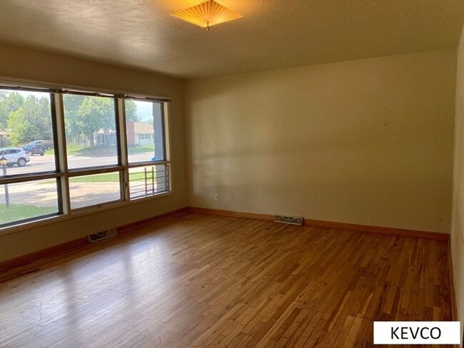 Photo - Awesome Four Bedroom Home by CSU Campus!