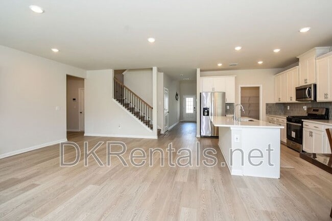 Photo - 177 Water Oak Wy