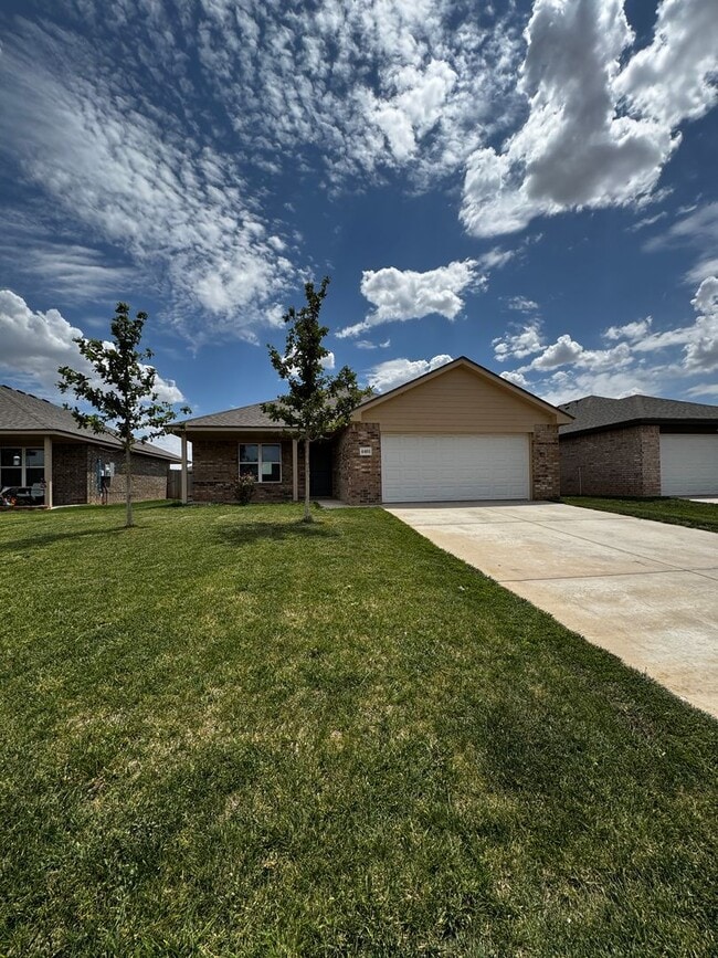 Building Photo - Canyon School District Newer Build 2024 3/2/2