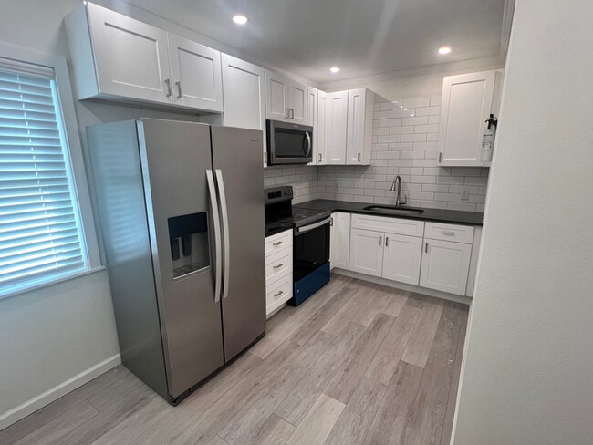 Photo - 1156 Orange Ave