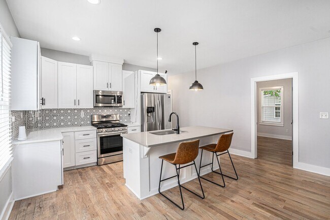 Photo - 3 Bedrooms 2 Bathrooms | Landscaping Included