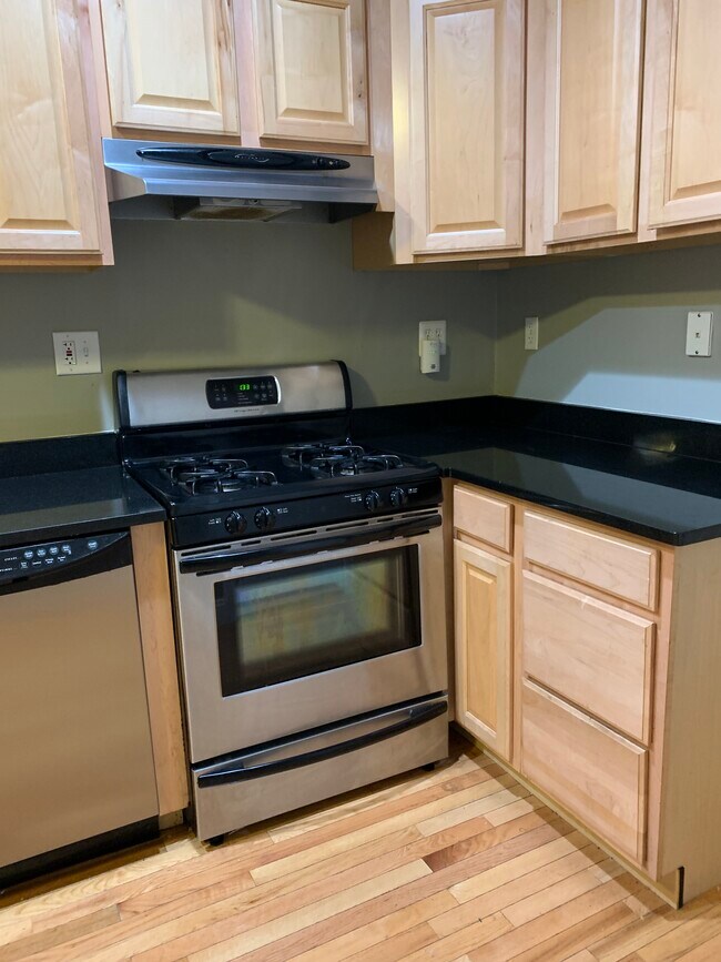 Photo - 500 Florida Ave NW Unit 4