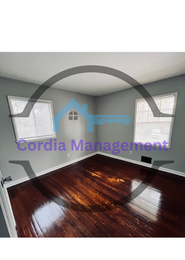 Photo - Lovely 3 bedroom 2 Bath with Garden Green Kitchen