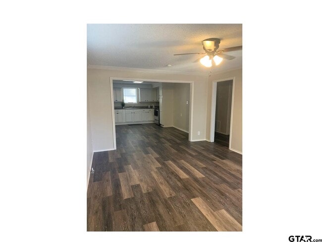 Photo - 2515 N Tenneha Ave