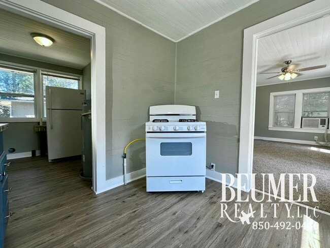 Photo - Charming + affordable 1/br 1/ba Cottage fo...