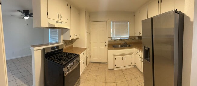 Photo - 3 Bedroom / 2 Bathroom Single Story Home in San Jacinto