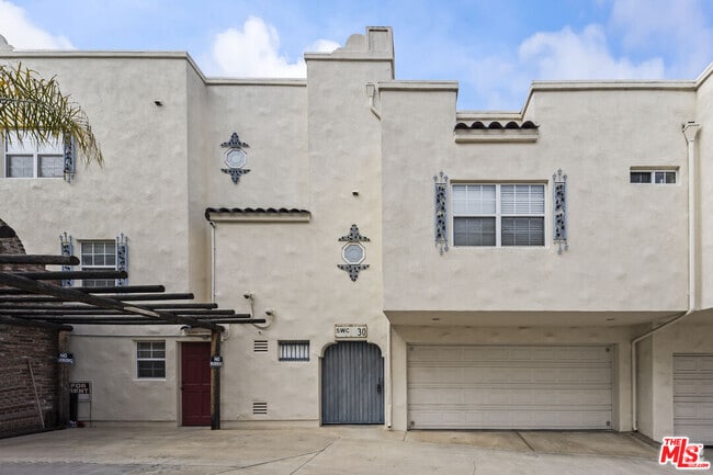 Building Photo - 223 Loma Vista St Rental