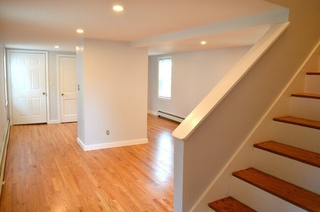 Photo - 25 McBride St Unit 3