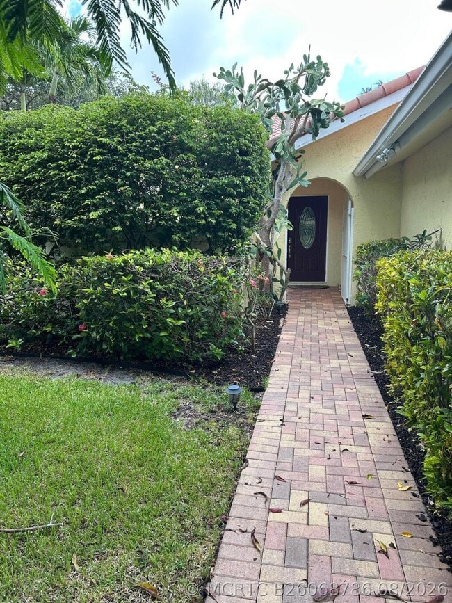 1330 NW 22nd Ave