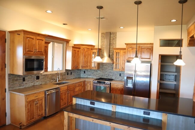 Photo - Your own resort! Elegant, Exclusive & Exquisite.