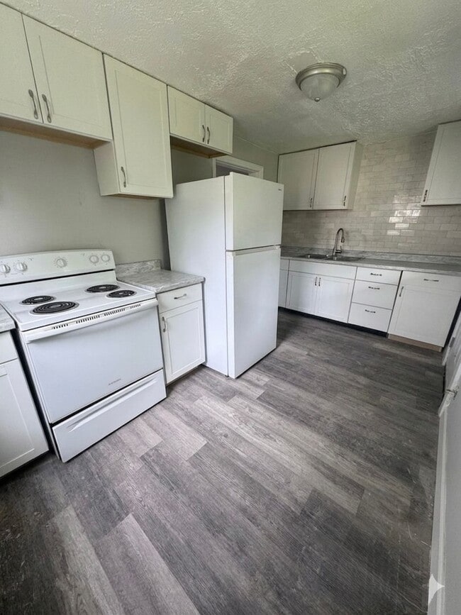 Photo - 551-553 Ross Avenue Unit 553 Ross Avenue