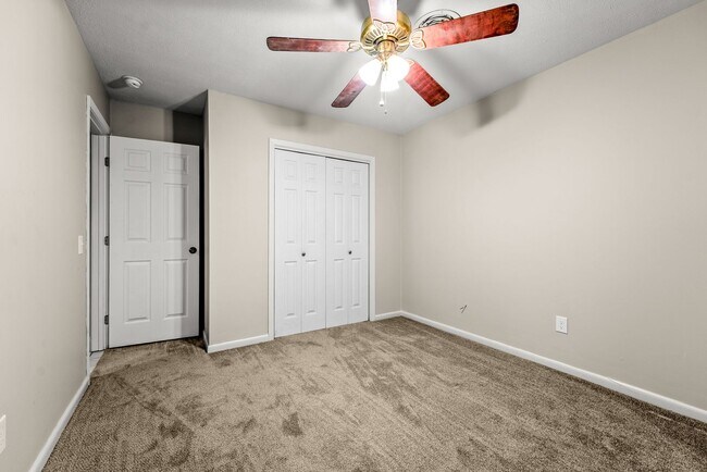 Photo - 2213 Vine St