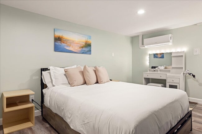 Photo - 27 S Oakland Ave Unit ID1308999P