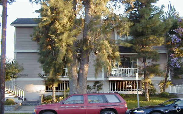 Photo - 13036 Riverside Dr