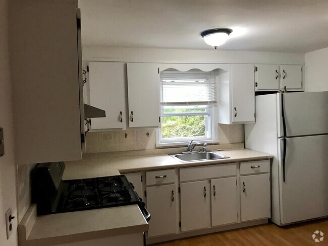 Building Photo - 21 Bar Beach Rd Rental