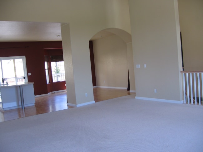 Photo - 10072 Roseview Dr