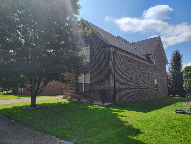 Photo - 110 Ruland Cir