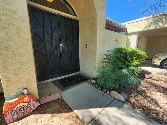 Photo - Turn-Key Midtown Oasis: Fully Furnished 3Bed/2Bath Townhome w/Private Yard - Available Now!