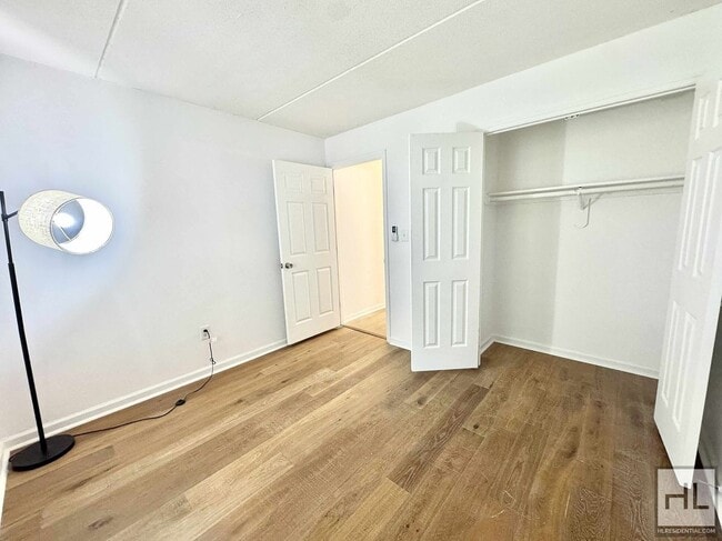 Photo - Saint Marks Avenue Unidad #1